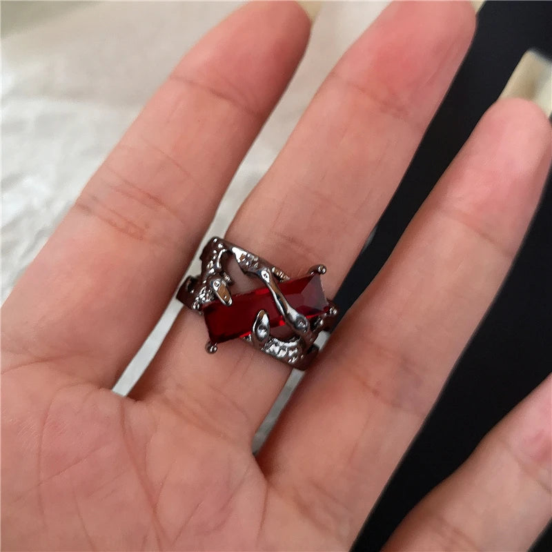 Lunivop Irregular Red Crystal Glass Heart Aesthetic Rings For Women Y2K Gothic Animal Spider Ring Creative Grunge Jewelry Accessories