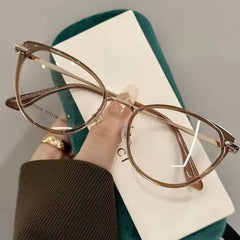 Lunivop  Retro Photochromic SunGlasses Fashion Anti-blue Light Cat Eye Flat Mirror HD Women Sun Glasses Outdoor Fishing Eyeglasses