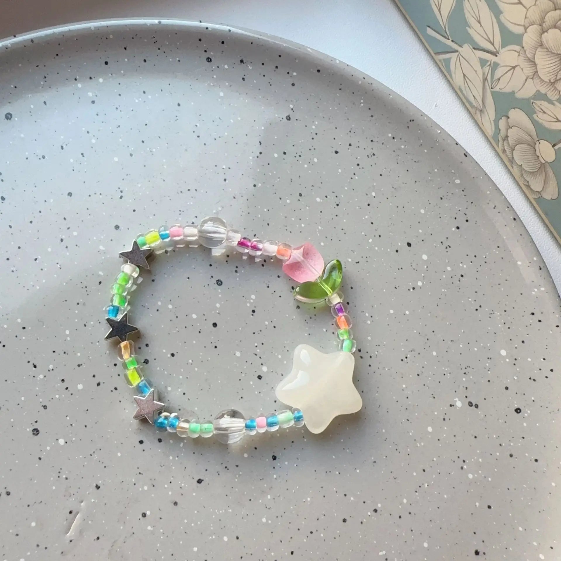 Lunivop Y2K Goth Harajuku Acrylic Colorful Star Beaded Bracelet Stretch Bracelets Summer Jewelry Stackable Bangle Friendship Wristbands