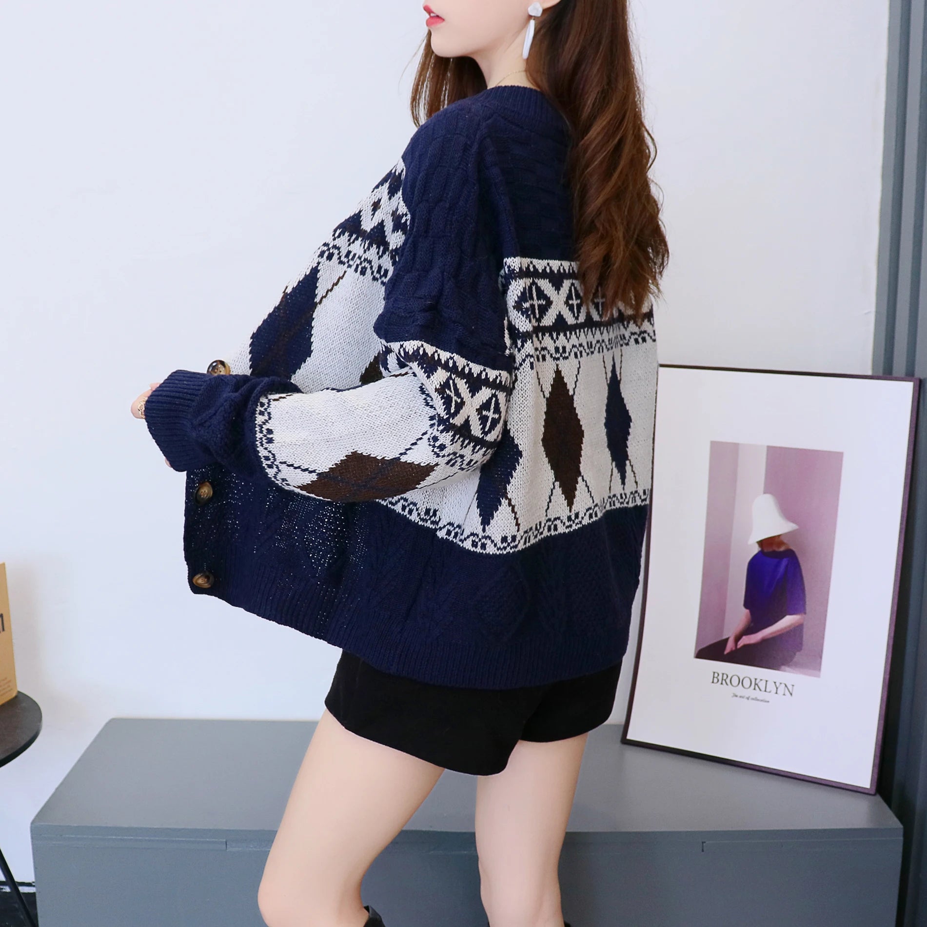Lunivop Argyle Cardigan Sweaters Women Geometric Print Long Sleeve Button-up Knitted Coat Soft Knitwear Vintage Fall Winter Outfit