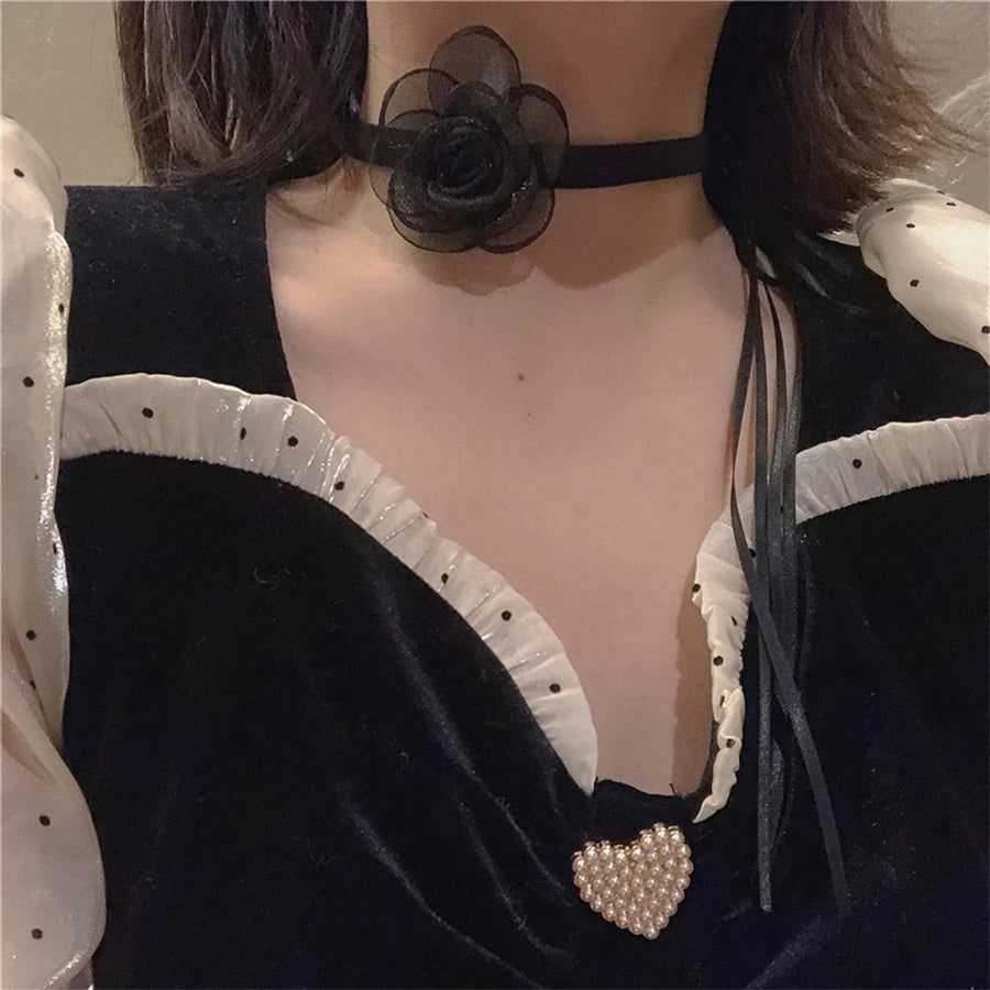 Lunivop New Fashion Vintage Black Flower Necklace for Women Niche Design Charms Choker Sweet Cool Party Jewelry Cosplay Gifts