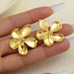 Lunivop New Fashion Exaggerated Gold Metal Luxury Flower Stud Earrings for Women French Retro Earrings Party Jewelry Gift