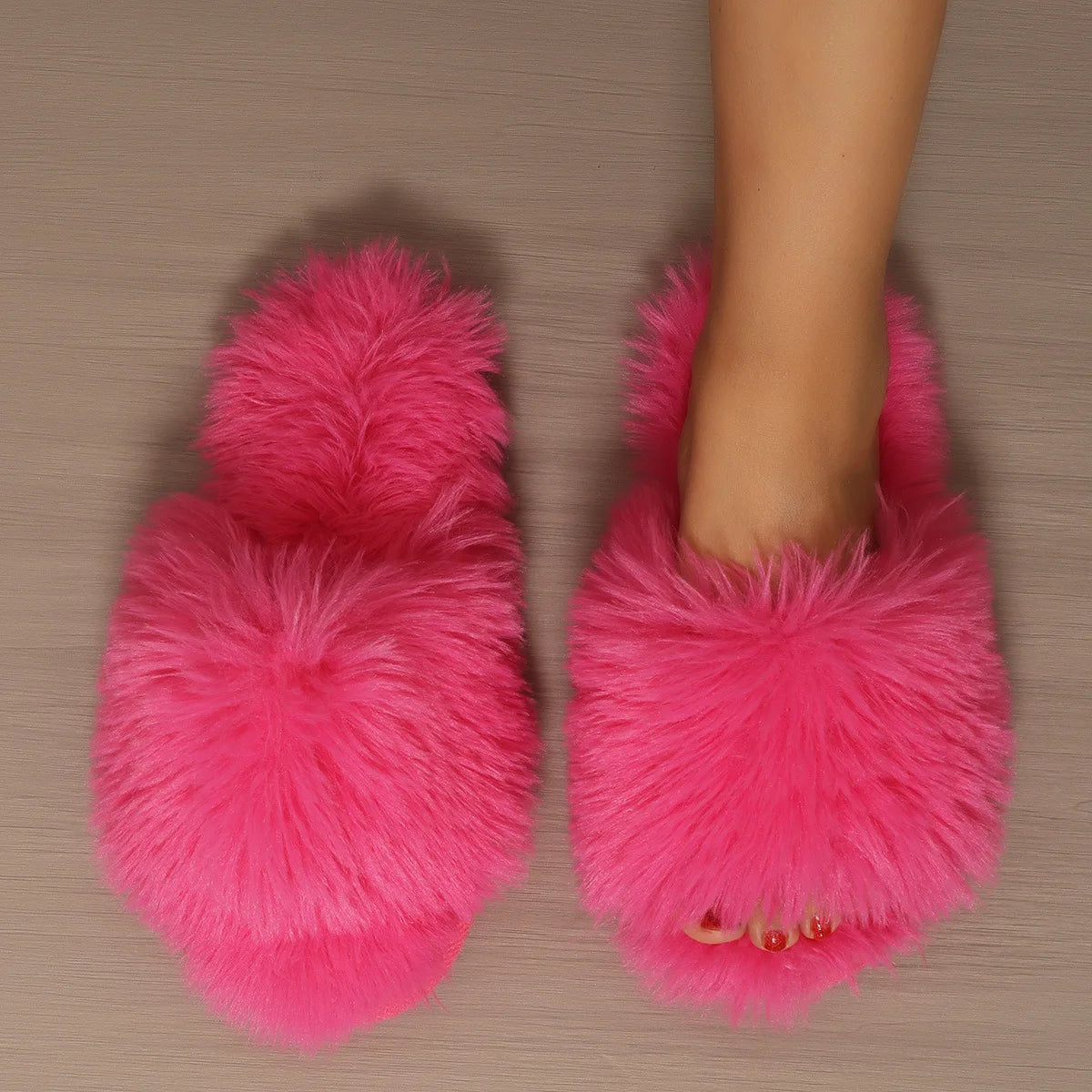 Lunivop New Women Designer Fur Slides Slippers Open Toe Slip on Flat Indoor Plush Slippers Home Bedroom Fuzzy Casual Outdoor Comfy Flats