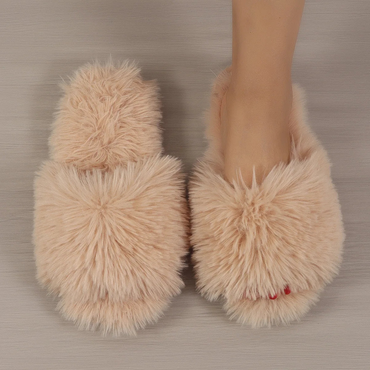 Lunivop New Women Designer Fur Slides Slippers Open Toe Slip on Flat Indoor Plush Slippers Home Bedroom Fuzzy Casual Outdoor Comfy Flats