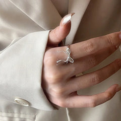 Lunivop Romantic Lovely Silver Color Bow Tie Ribbon Rings for Women Exquisite Fashion Geometric Lines Open Finger Ring Jewelry Gift