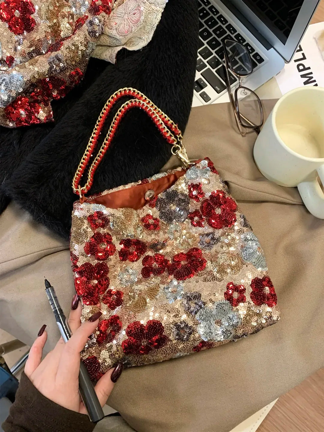 Lunivop  Niche Large Capacity Handbag Commuting Bag Sequin Flower Chain Strap Single Shoulder Crossbody Bags black bag tote bag