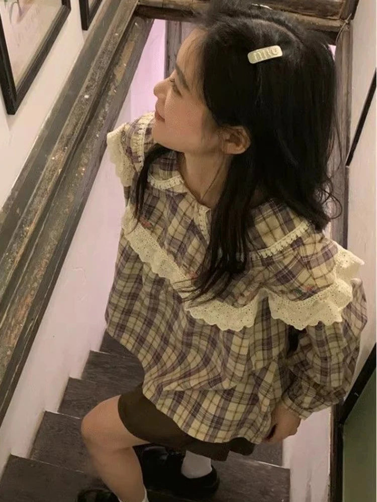 Lunivop Japan Cute Plaid Shirts Women Vintage Peter Pan Collar Kawaii Blouse Preppy Style Loose Long Sleeve Lady Lace Patchwork Top