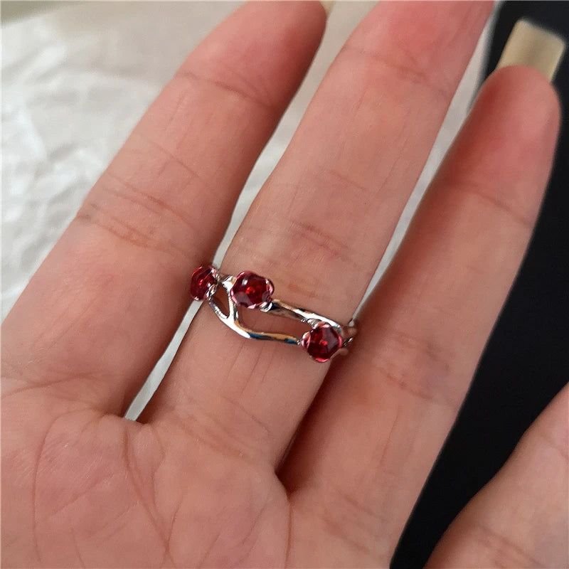 Lunivop Irregular Red Crystal Glass Heart Aesthetic Rings For Women Y2K Gothic Animal Spider Ring Creative Grunge Jewelry Accessories