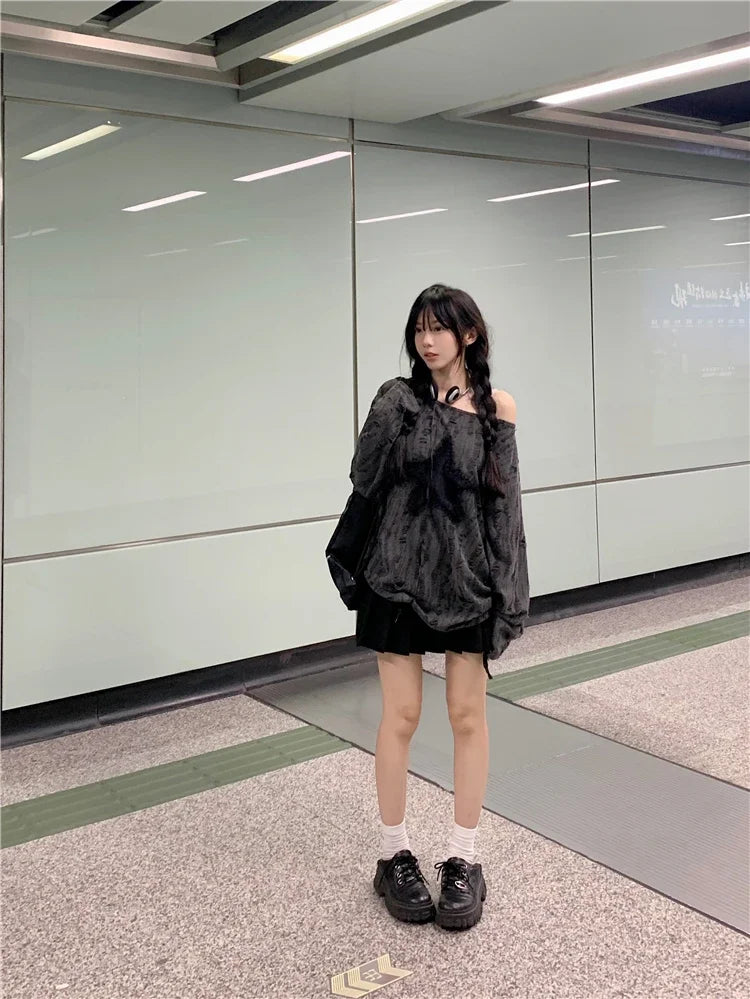 Lunivop Streetwear Drawstring Pleated Loose Long-sleeved T-shirt Women Autumn New O-Neck Star Stitching Distressed Casual Tops