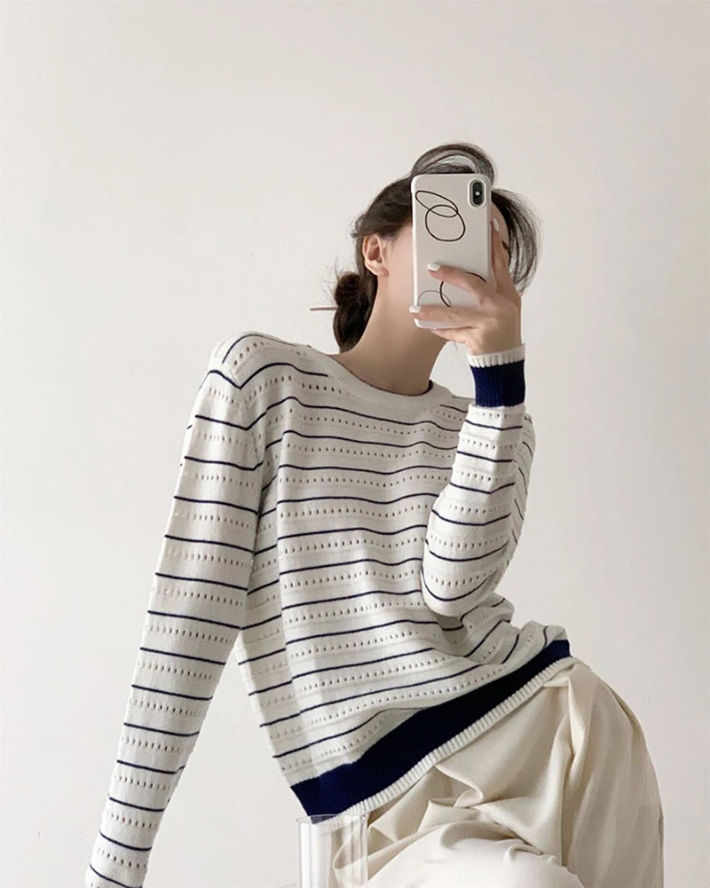 Lunivop Vintage Elegant Striped Sweaters Women Loose O Neck Hollow Out Knitted Pullover French Retro Long Sleeve Casual Jumper Tops