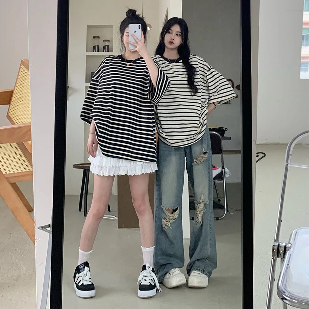 Lunivop American Retro Hole-punched Jeans Women High Waist Straight-crotch Loose Slim Design High-street Vibe Wide-legged Dragging Pants