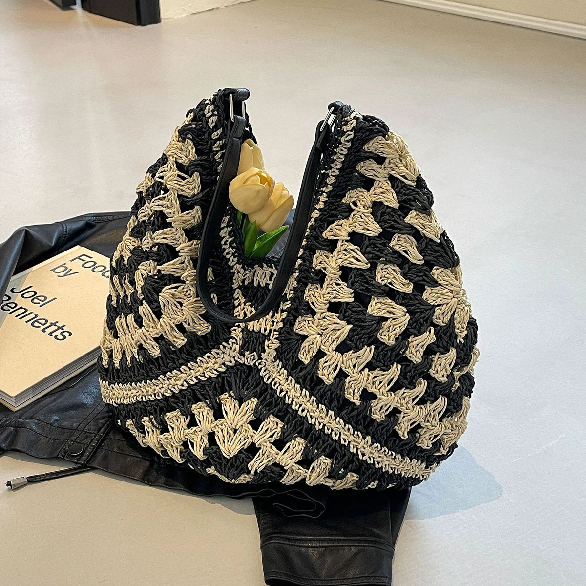 Lunivop  Summer Artistic Beach Vacation Large Bag for Women New Style Casual Large Capacity Straw Woven Tote Bag Versatile for Work and Commuting