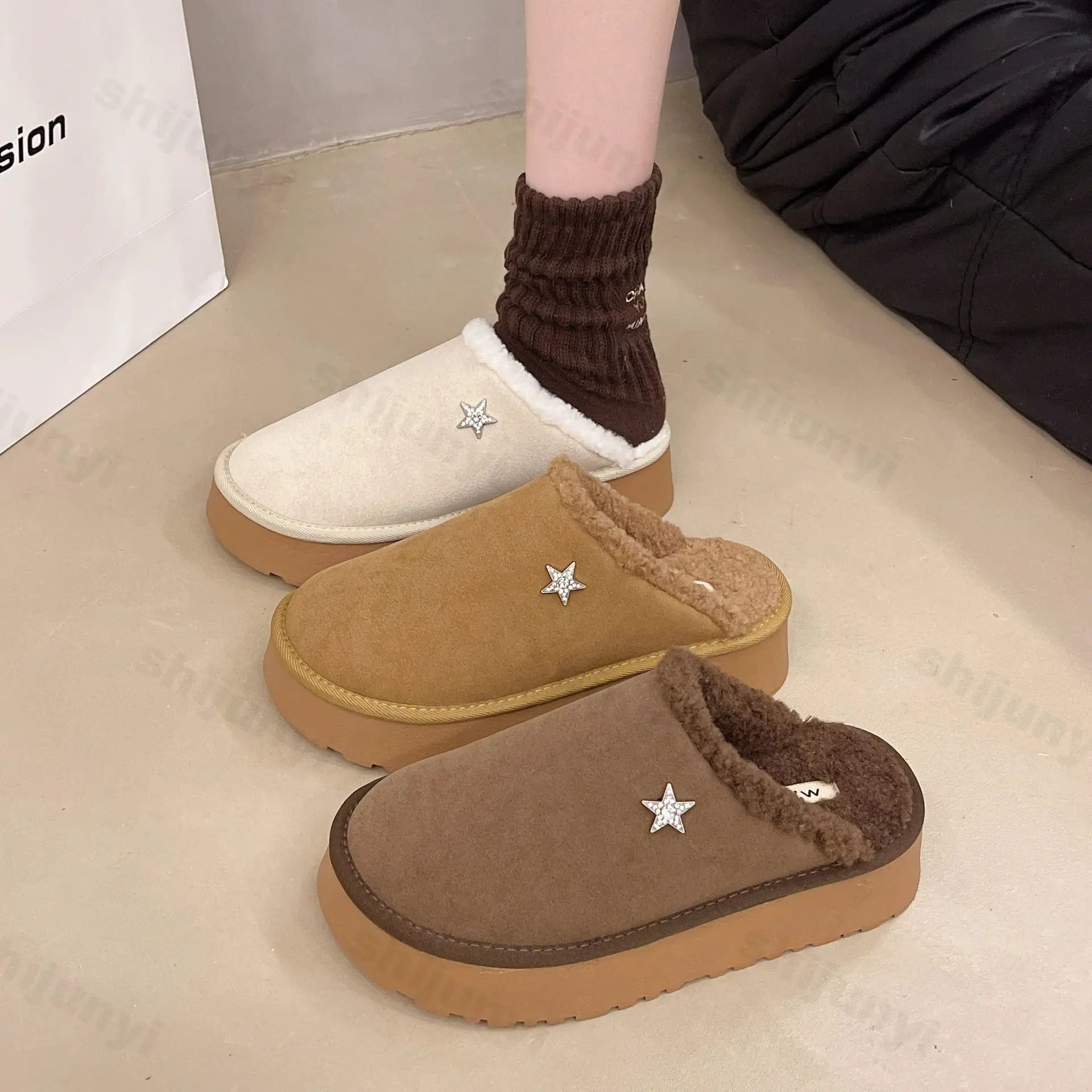 Lunivop Winter Snow Boots Women Designer Star Plush Slippers Platform Ladies Fashion Non-slip Warm Slides Wool Cotton Shoes Zapatos