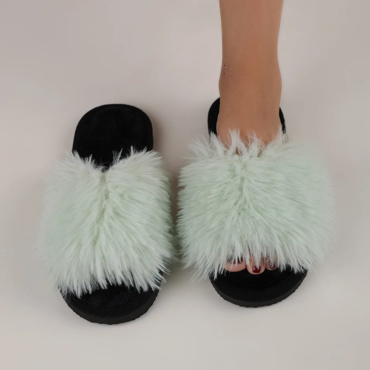 Lunivop New Women Designer Fur Slides Slippers Open Toe Slip on Flat Indoor Plush Slippers Home Bedroom Fuzzy Casual Outdoor Comfy Flats