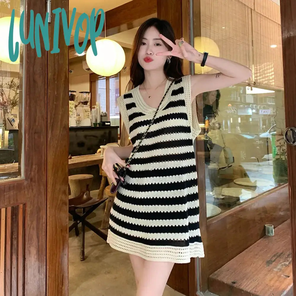 Lunivop French Retro Striped Dress Women’s Summer 2024 New Sleeveless Loose Slim Knitted Short