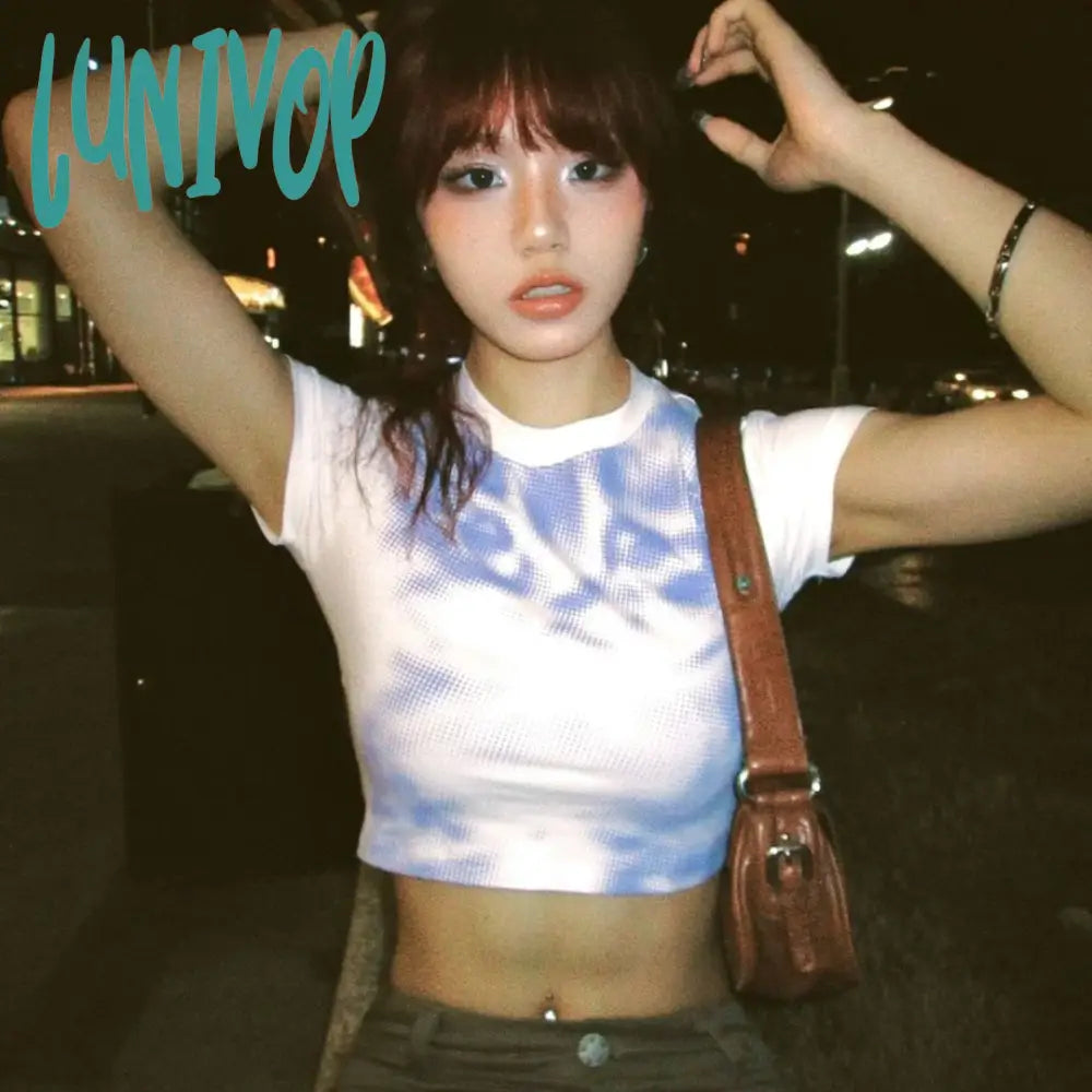 Lunivop Funny Cat Print T-Shirt Y2K Aesthetics Crop Top Grunge Vintage Slim Tee Fairycore Harajuku
