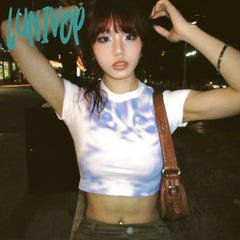 Lunivop Funny Cat Print T-Shirt Y2K Aesthetics Crop Top Grunge Vintage Slim Tee Fairycore Harajuku