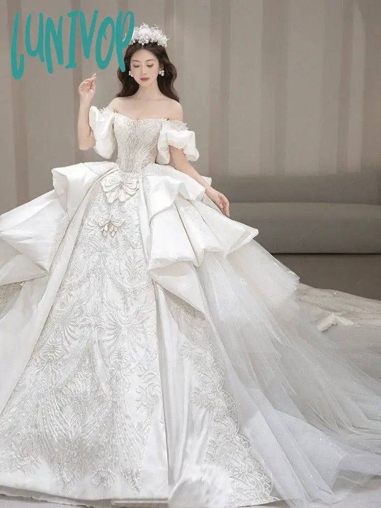 Lunivop Girls One Shoulder Main Wedding Dress New Bride Large Tail V-Neck French Heavy Industry