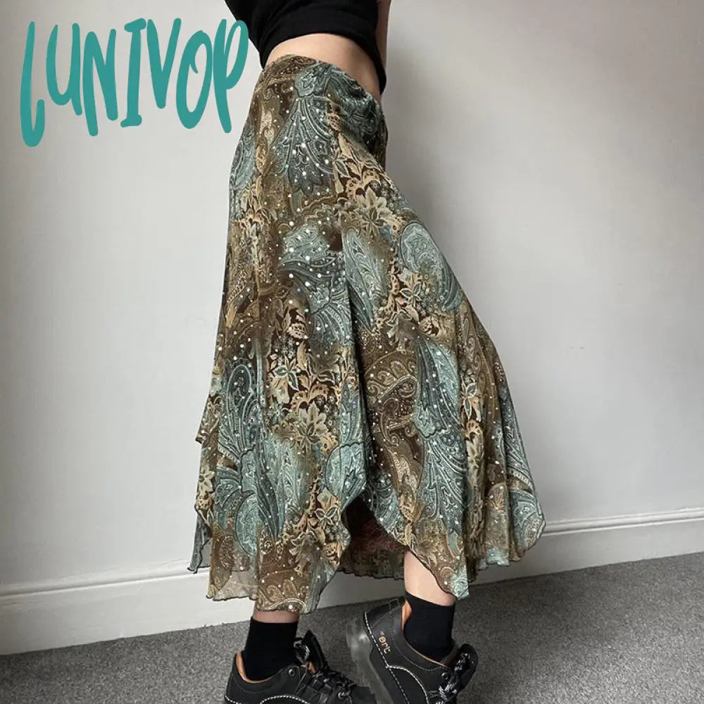 hipster dress to impress Women's Retro American Style Contrast Color Pattern Irregular Skirt Double-Layer Stitching Design Long Skirt