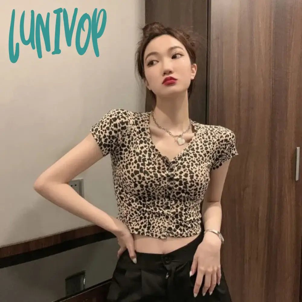 Lunivop Leopard Animal Print Tshirt For Women Vintage Summer Crop Top Chic And Elegant T-Shirt Y2K