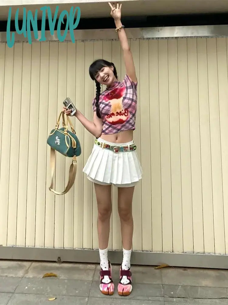 Lunivop Summer 2000S Vintage Aesthetic Plaid Graphic T-Shirts Women Short Sleeve Tees Stretch Crop