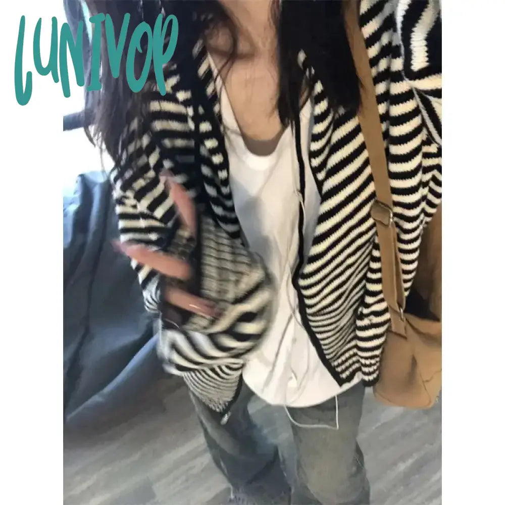 Lunivop Vintage Striped Sweaters Cardigan Women Casual Korean Style Zip Up Knitwear Harajuku Loose