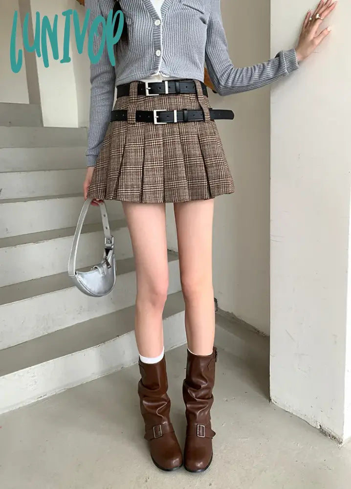 Lunivop Women’s Academy Style Checkered Pleated Short Skirt Summer And Autumn New Chic Young